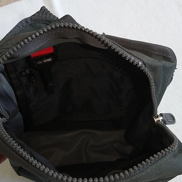 Crossbody book bag - Picture 3 of 10